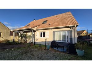 Vente Maison au calme avec beau potentiel à Guécélard