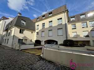 Plein centre de Sceaux - spacieux T2