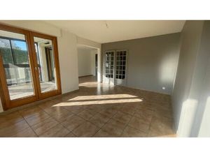 Appartement Sainte Colombe 4 pièce(s)