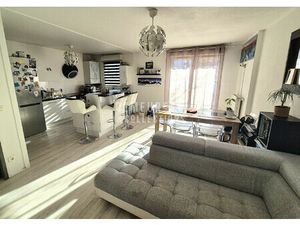 Très joli 3 pièces proche centre ville