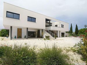 Villa contemporaine Perpignan Jardins Saint Jacques Campagne proche ville