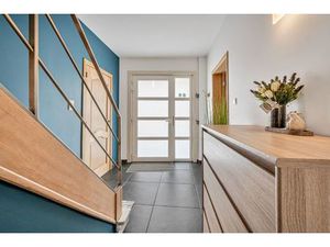 Instapklare gezinswoning met tuin & garage in hartje Dikkelvenne