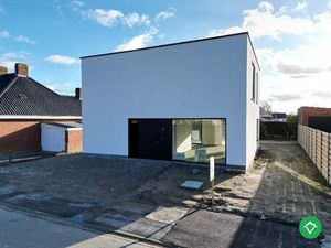 Alleenstaande woning met 3 slaapkamers en tuin op een rustige ligging te Gits