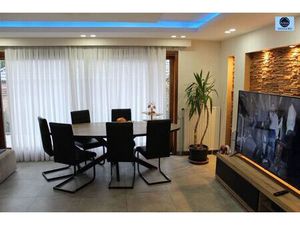 WONING MET HANDELSRUIMTE EN 3 SLAAPKAMERS