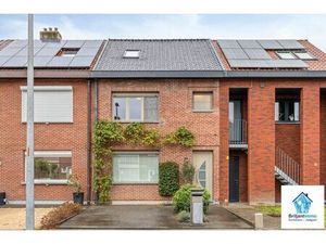 Instapklaar wonen in een ruime  energiezuinige gezinswoning