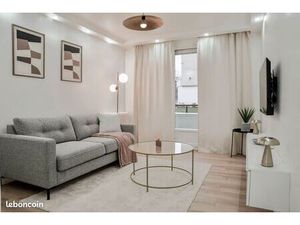 T2 entièrement rénové et meublé – balcon – parking privatif – proche gare