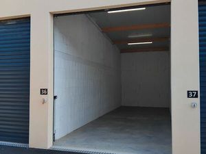 Garage / box / dépôt / entrepôt de 33m2