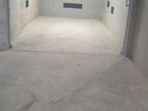 ​LOCATION BOX GARAGE FERMÉ 11 text{ m}^2 NEUF – TRIPLE SÉCURITÉ – SAINT-BONNET-DE-MURE (Ce