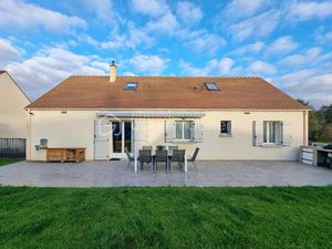 Maison traditionnelle de 120 m² à Montigny-Lencoup