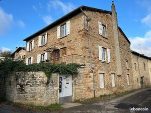 F4 dans maison ancienne St Didier au Mont D’Or