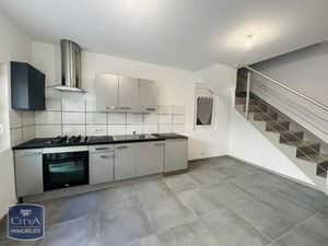 Maison à louer 2 pièces 32.03 m² - Fos-sur-Mer (13) - 750€