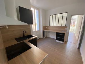 Location Appartement 2 pièces 57m² LA VALETTE DU VAR 83160