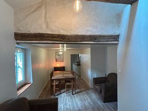 Maison de ville renovée meublée