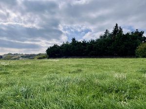 Terrain viabilisé 1698 m² à Vion (07) - hauteurs  proche Lemps - Libre constructeur