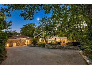 Demeure de Caractère Rénovée – Élégance Discrète et Hist