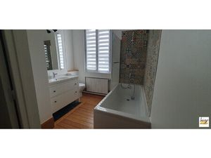 MAISON SANVIC EGLISE