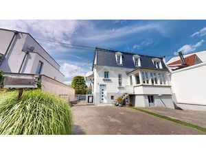 Rare à la vente ! Maison de maître avec piscine au cœur de Haguenau