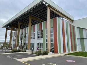 Vente Entrepôt Verrieres En Anjou 49480