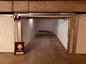 Verhuur garage onder het gemeentehuis van De Haan.