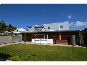 Haut de villa T3 meublé CC