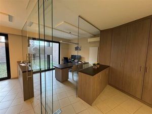 Surface commerciale à vendre à Sint-Gillis-Waas (RBU81415)