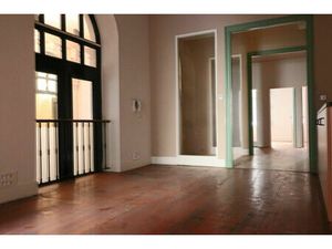 Location local commercial 72m2 Marseille 6eme (13006) - - Surface Privée