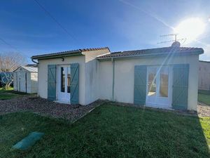 Maison de plain-pied avec 2 chambres et jardin
