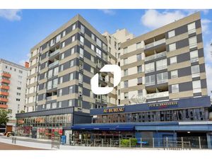 A LOUER  PLUG & PLAY AVEC TERRASSE