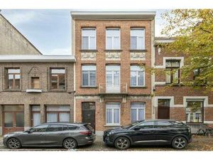 Huis met veel mogelijkheden te Deurne-zuid!