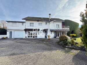 Maison de caractère au Montcel 226 m2