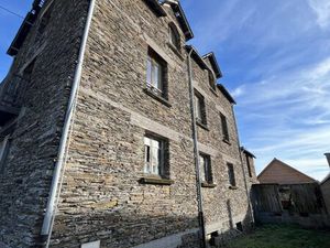 en vente Immeuble de rapport 210 m² – 110 000 € |Grand-Auverné