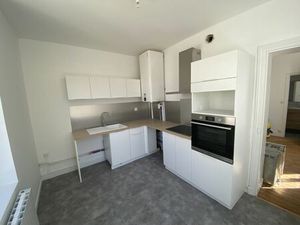 Location appartement 3 pièces 56m2 Reims 51100 - 650 € - Surface Privée
