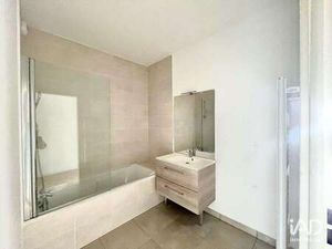 Location Appartement 3 pièces à Bordeaux (33000) : à louer 3 pièces / 63m² Bordeaux