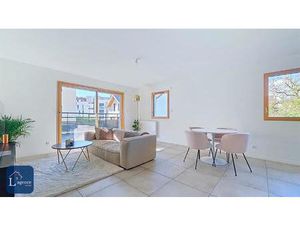 Appartement T3 72 25 m2 Garage  Cave  Proche centre ville  Rési