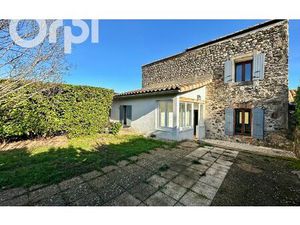 Maison Saint-Privat m² T-2 à vendre  160 000 €