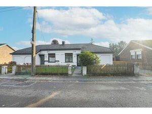 Maison à vendre avec garage et terrasse   Châtelineau (VBD58694)