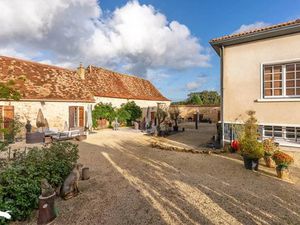 Vente maison 8 pièces 145 m² à Cause-de-Clérans (24150)  575 850 €