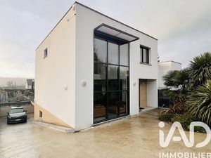 Vente maison 7 pièces 222 m² à Vulaines-sur-Seine (77870)  599 000 €