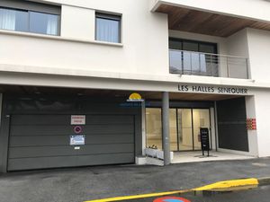 FREJUS PLAGE GARAGES EN SOUS SOL