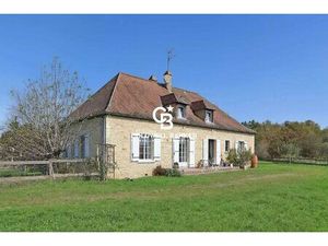 Propriété de campagne 3 maisons  grange  13 hectares