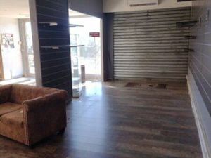 Location commerce 93 m² à Perpignan (66000)
