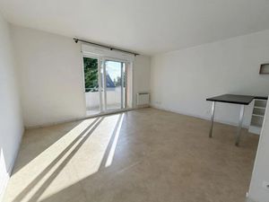 Vente appartement 2 pièces 32 m² à Saint-Germain-lès-Corbeil (91250)  114 500 €