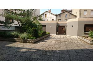 Beau T1 plein centre