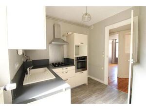 1 RUE SAINT PIERRE - F3 au 1er étage dans le centre-ville