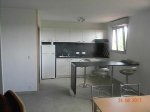 Location appartement 3 pièces 75 m² à Marnay (70150)