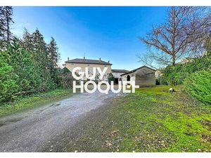 Maison de Caractère 6 Chambres + Greniers et Dépendances sur terrain de 3500 m² environ - 