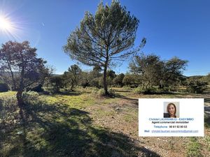 Terrain constructible en lotissement à Fox-Amphoux 1000.66 m