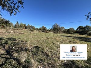 Terrain constructible en lotissement à Fox-Amphoux 1008.81 m