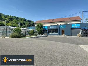 À LOUER – LOCAL COMMERCIAL PREMIUM – BOURGOIN-JALLIEU
