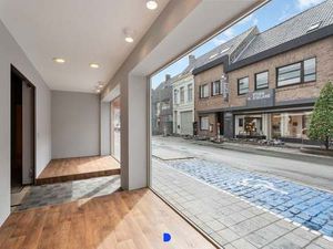 Bien professionnel à louer à Roeselare € 800 (LI168) - Debusschere Vastgoed | Zimmo